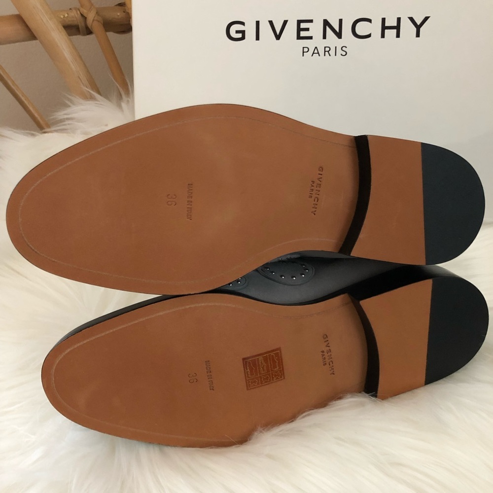 🔥PRICE DROP! Givenchy Prue buckle boots - Picture 6 of 8